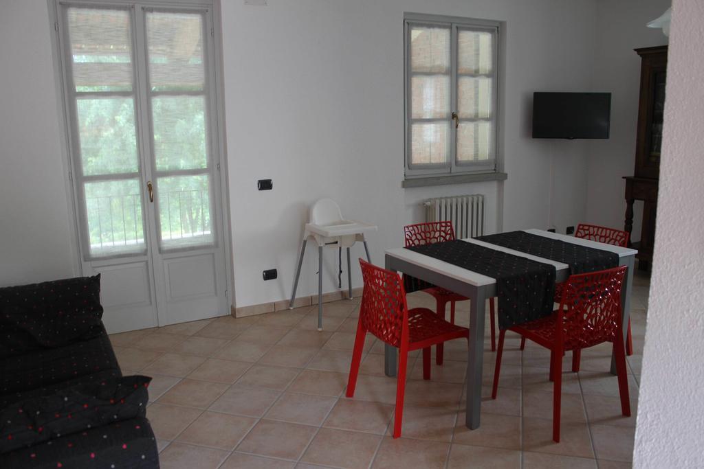 B&B Bricco Fiore Briaglia Ruang foto
